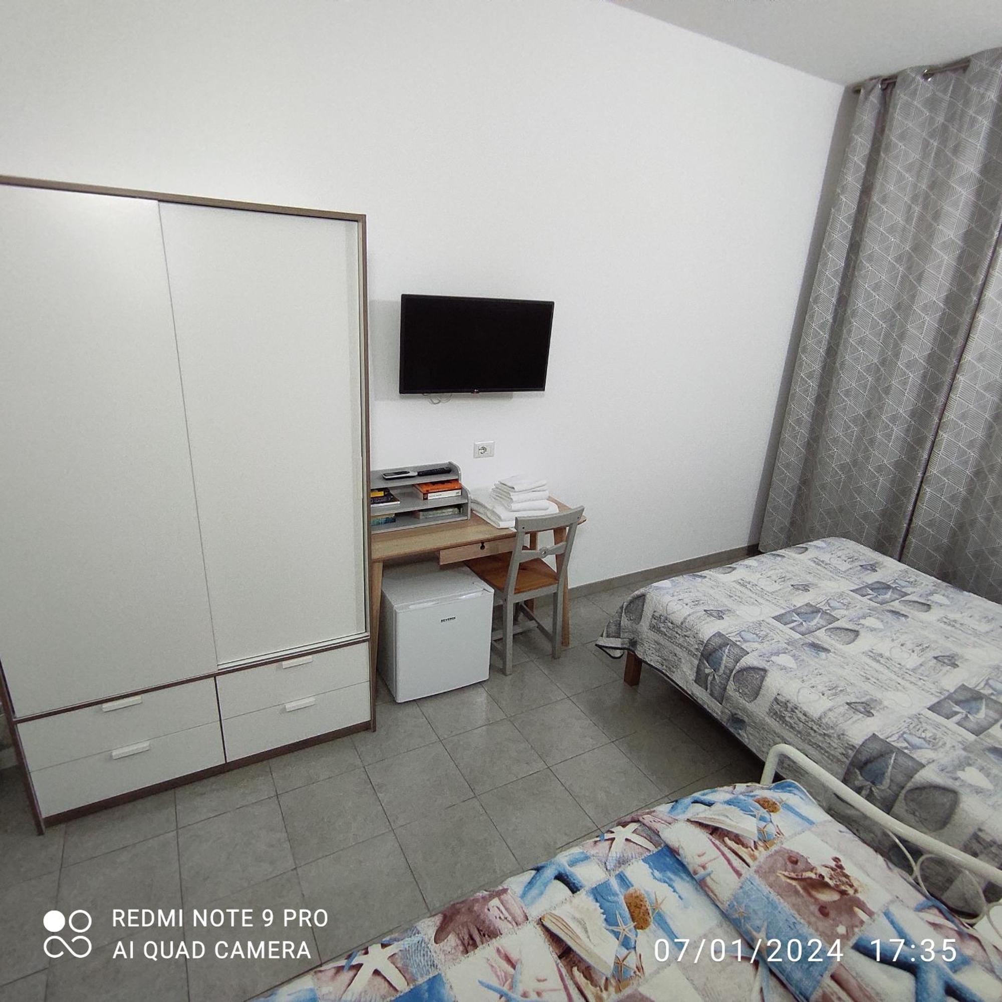 Coccinella Hotel Сабаудиа Екстериор снимка