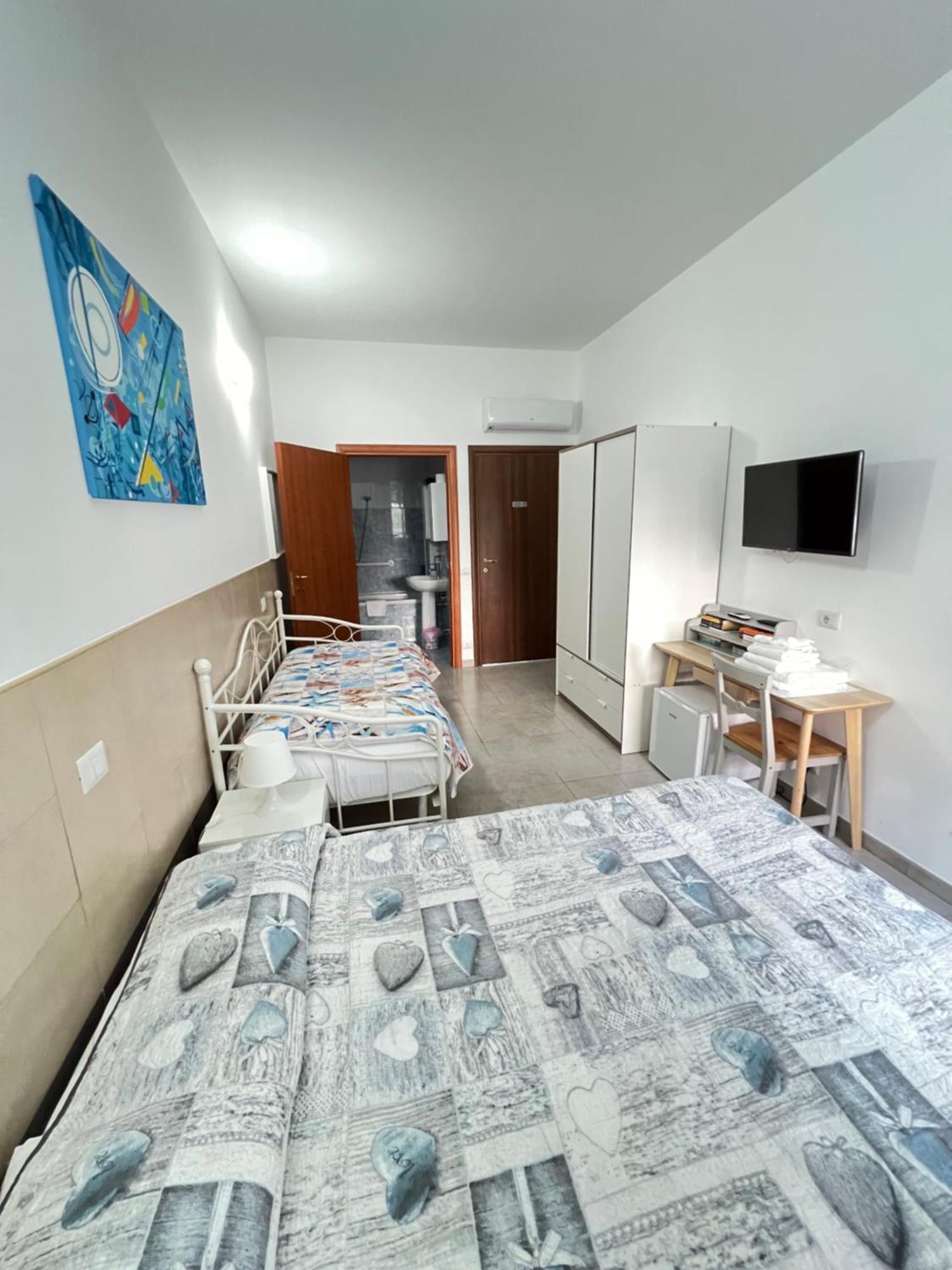 Coccinella Hotel Сабаудиа Екстериор снимка
