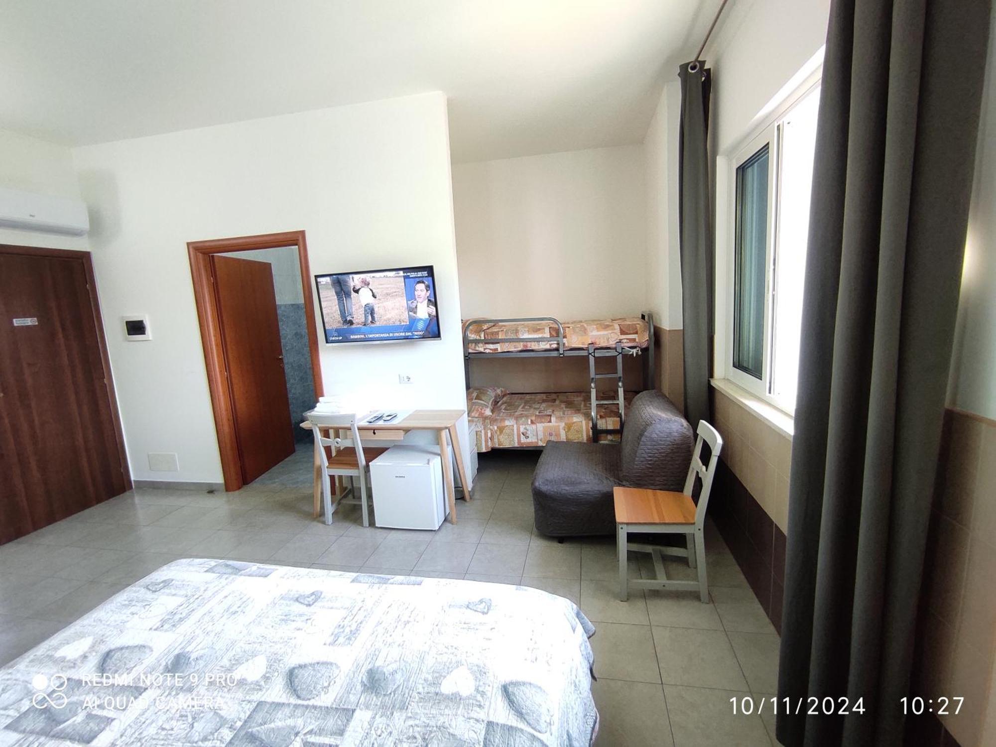 Coccinella Hotel Сабаудиа Екстериор снимка